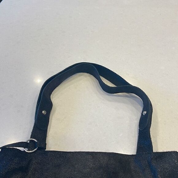 Banana republic purse with tassel, zip pocket, magnetic closure leather metallic - Picture 3 of 7